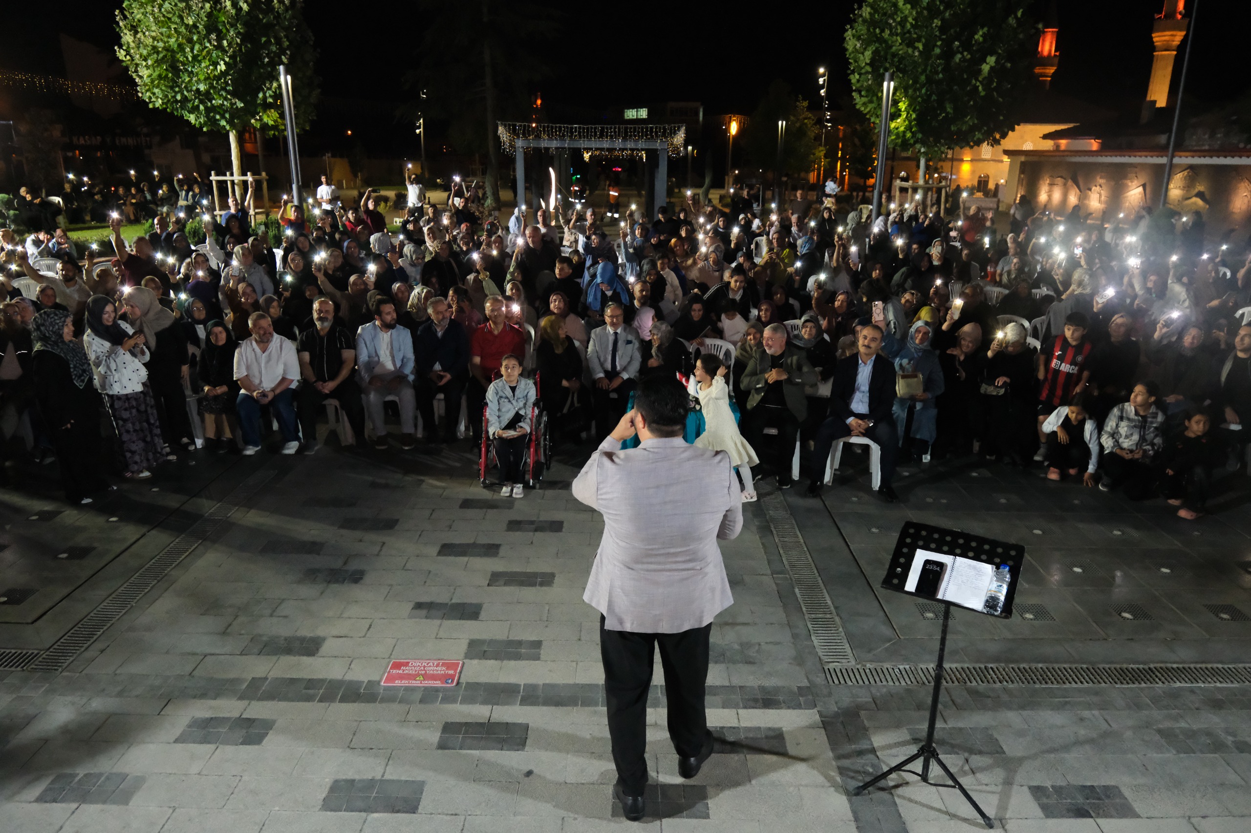 MEVLİD KANDİLİ PROGRAMINA YOĞUN İLGİ